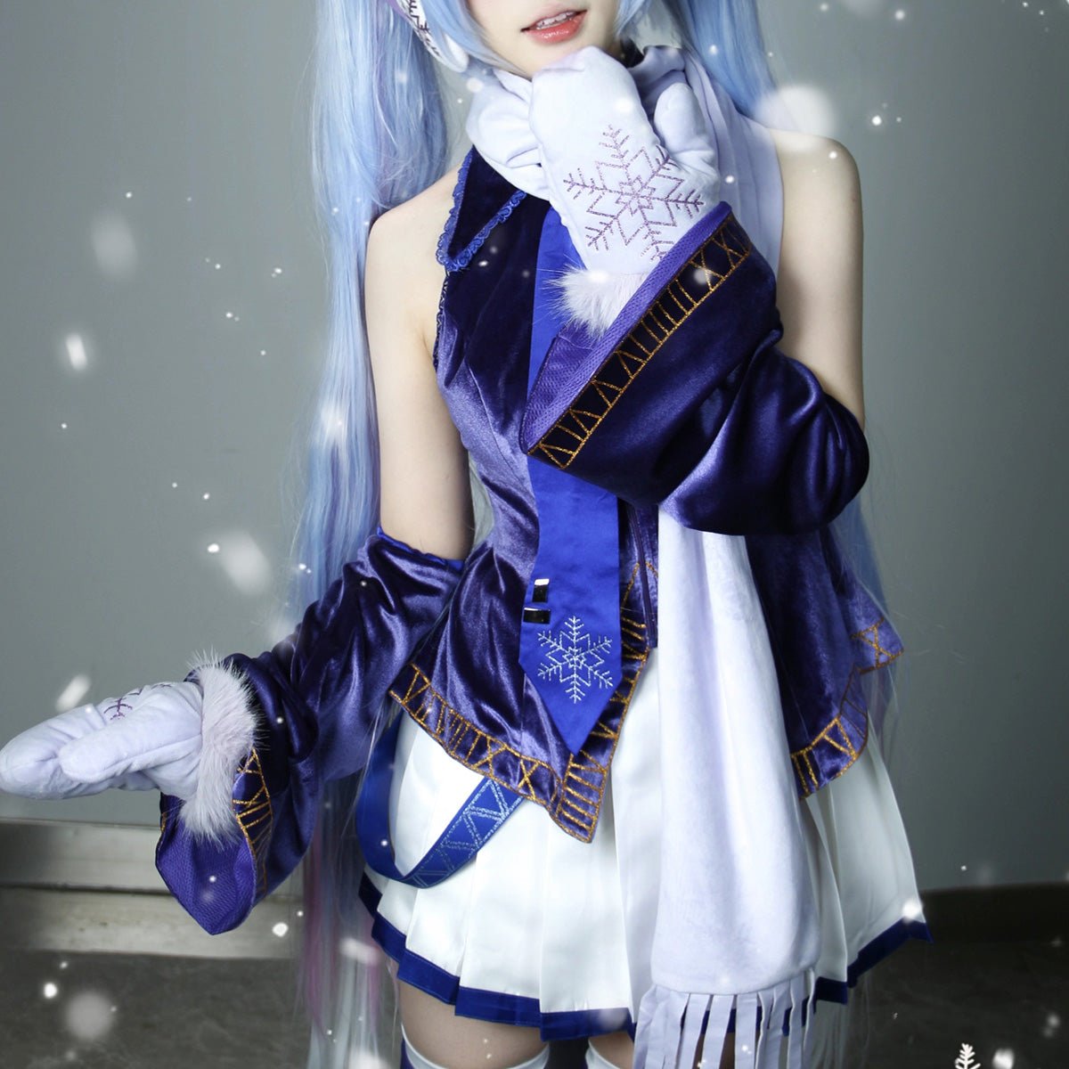 Hatsune Miku Anime V Singer Blue Winter Dress Cosplay Costume - Qcoser